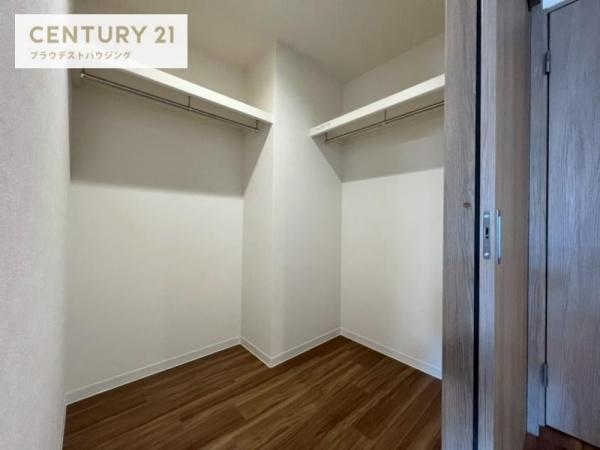 ＪＪ　ＲＥＳＩＤＥＮＣＥ　ＮＩＳＨＩＫＵＪＯ