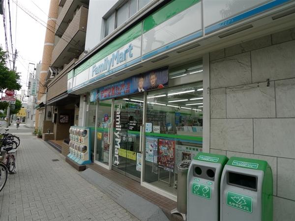 サンクステル(ファミリーマート六車大淀南店)