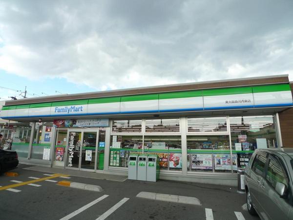 インペリアルカーサＢ棟(ファミリーマート東大阪森河内東店)