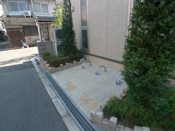 ロイヤルハイツ蒲生