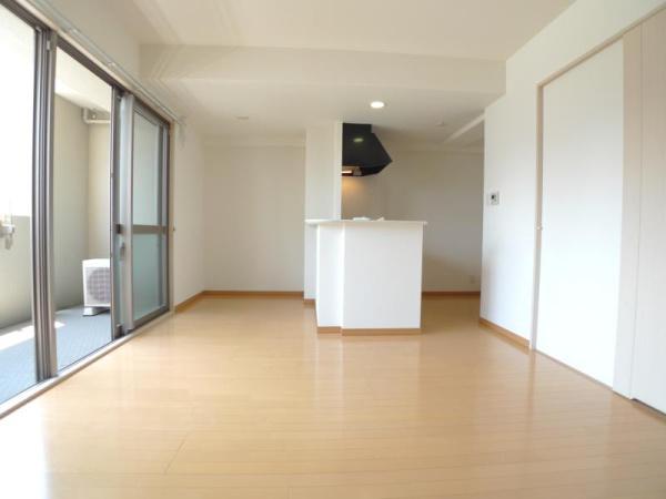 ＴＯＭＯＤＯＡＬ北梅田