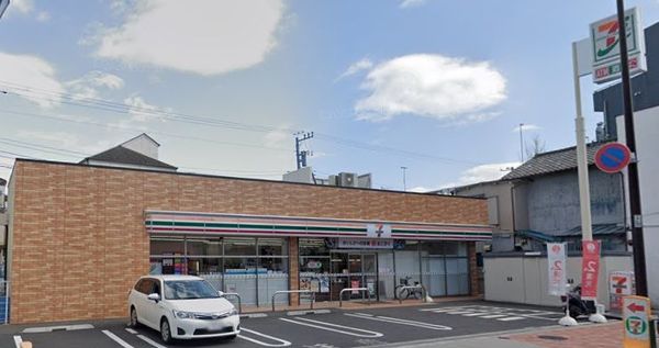 メゾンシラカワ江戸川(セブンイレブン江戸川松江1丁目店)