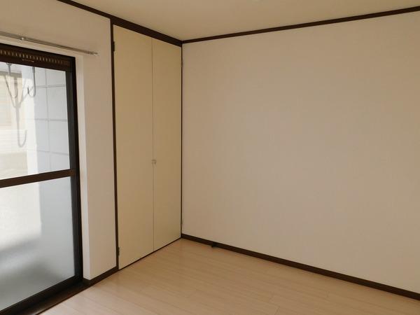 メゾンシラカワ江戸川