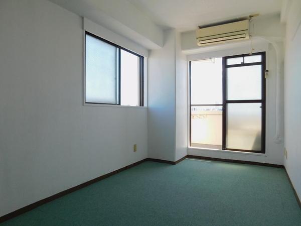 パールシティ町屋