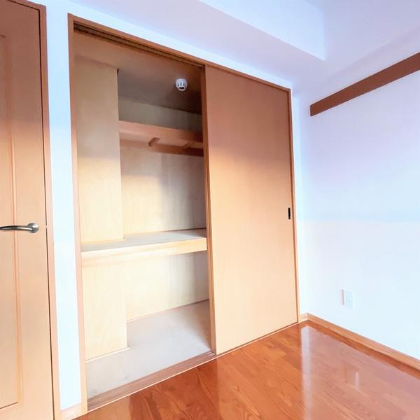 足立区南花畑３丁目のマンション