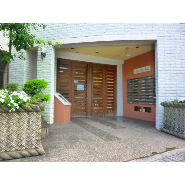 足立区南花畑３丁目のマンション