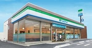 フィールズコート六町(ファミリーマート島根二丁目店)