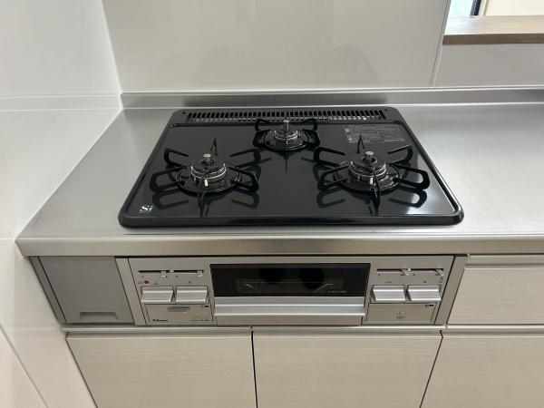 足立区足立４丁目のマンション