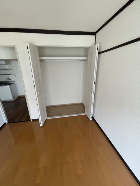 八潮市大字木曽根のマンション