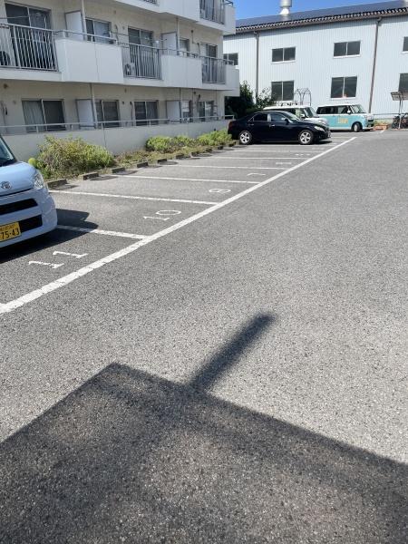 八潮市大字木曽根のマンション