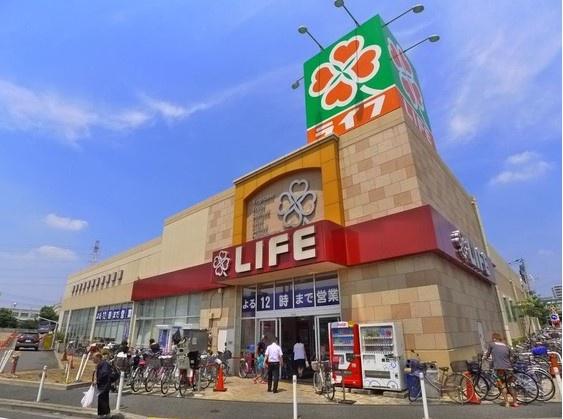 足立区扇1丁目の貸家(ライフ扇大橋駅前店)
