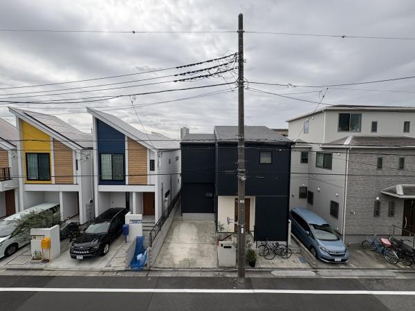足立区東伊興３丁目のアパート