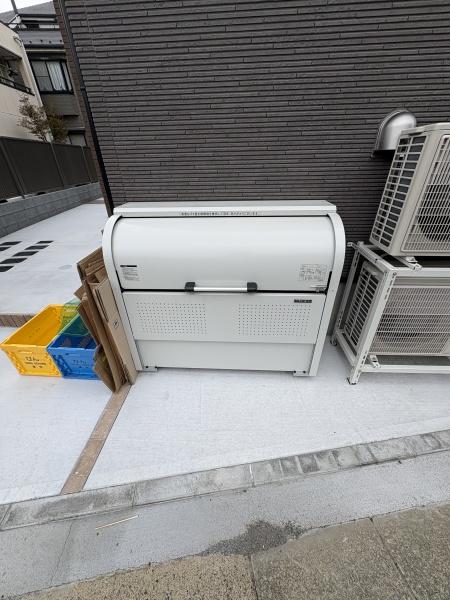 足立区伊興４丁目のアパート