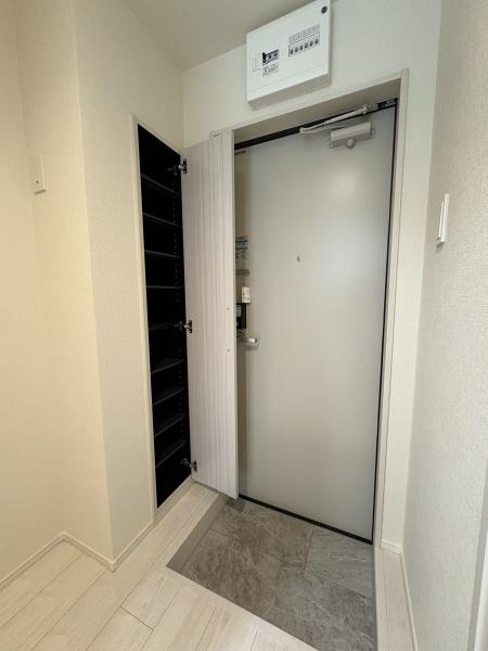 足立区伊興４丁目のアパート