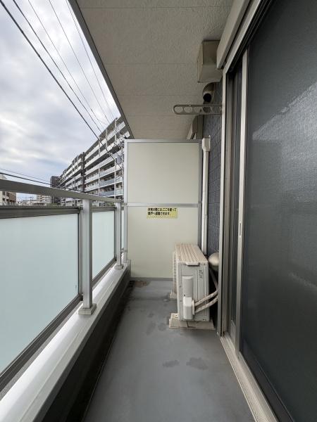 八潮市大瀬4丁目のマンション(バルコニー)