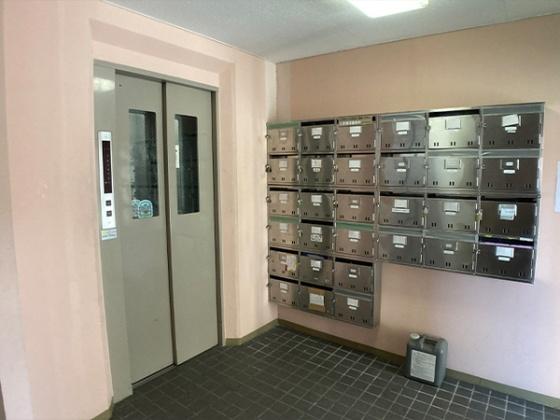 八戸市吹上１丁目の店舗（建物一部）
