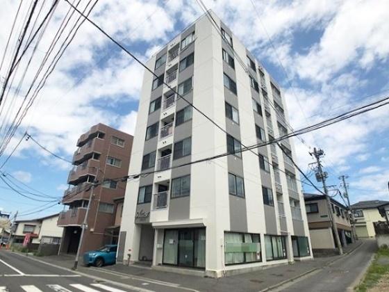 八戸市吹上１丁目の店舗（建物一部）