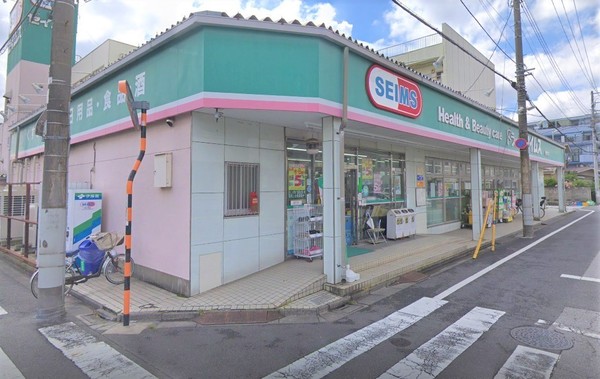ジェノヴィア竹ノ塚(ドラッグセイムス栗原店)