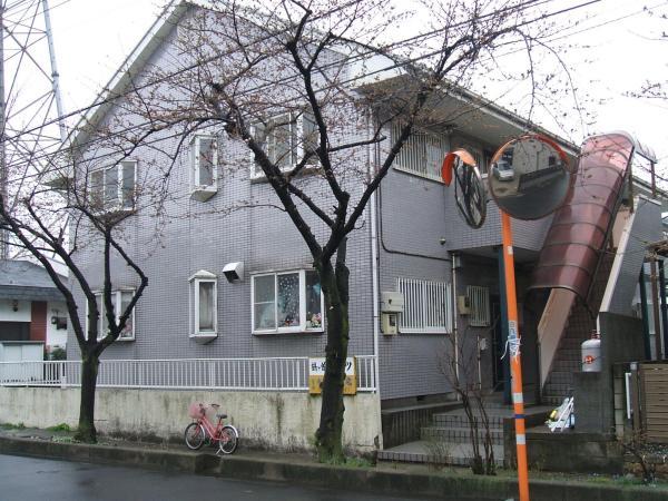 鶴ヶ曽根ハイツ