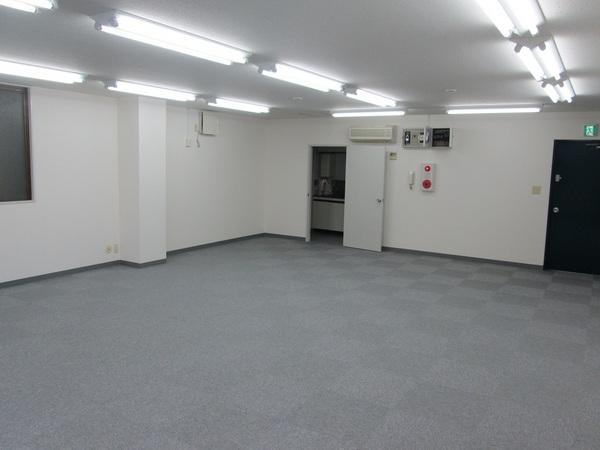秋島ビル　５階