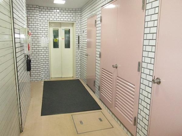 秋島ビル　５階