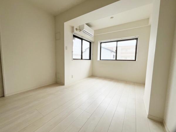 越谷市南町３丁目のマンション