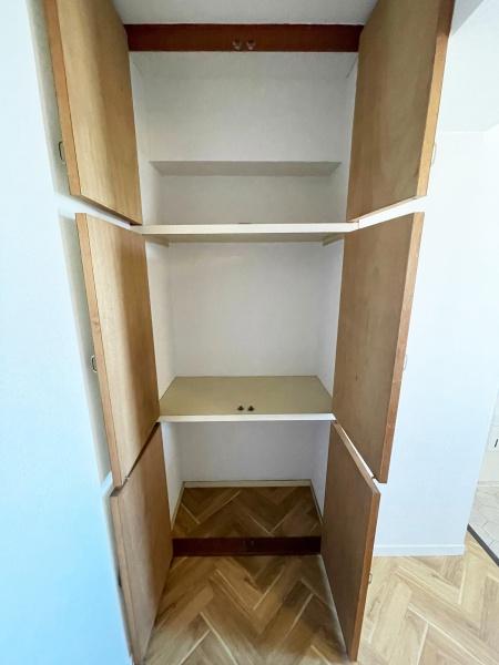 新越谷ハイツ(収納)