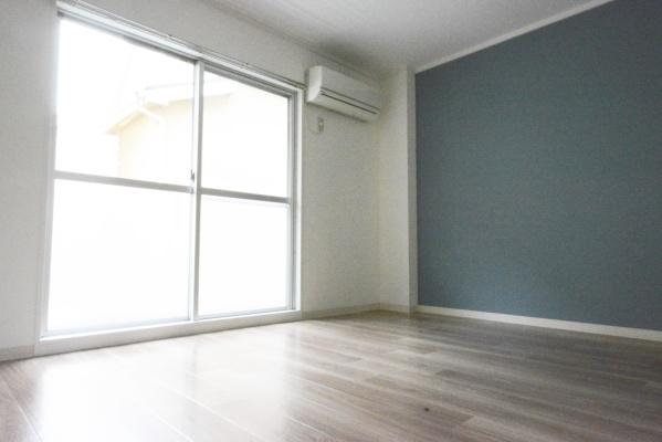 フラッグスクエア