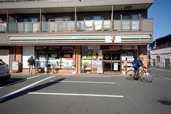 越谷市川柳町１丁目の倉庫(セブンイレブン蒲生旭町店・あいのや)