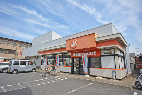 エンブレムプラザ(セイコーマート草加マルエー店)