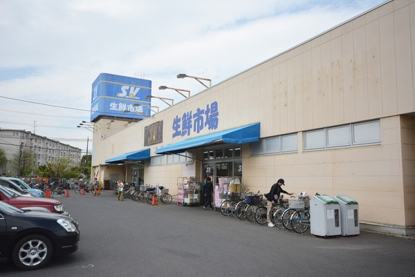 武里団地５街区２３号棟(スーパーバリュー春日部武里店)
