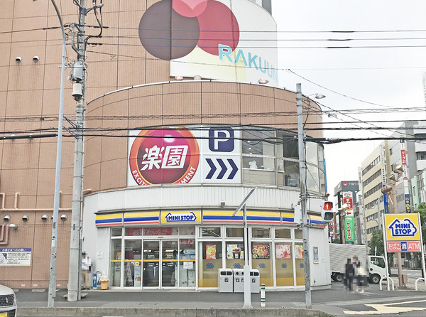 登戸町貸家(ミニストップ南越谷ラクーン店)