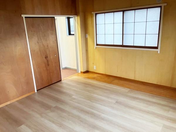 越谷市東大沢１丁目の住宅付店舗（一戸建）
