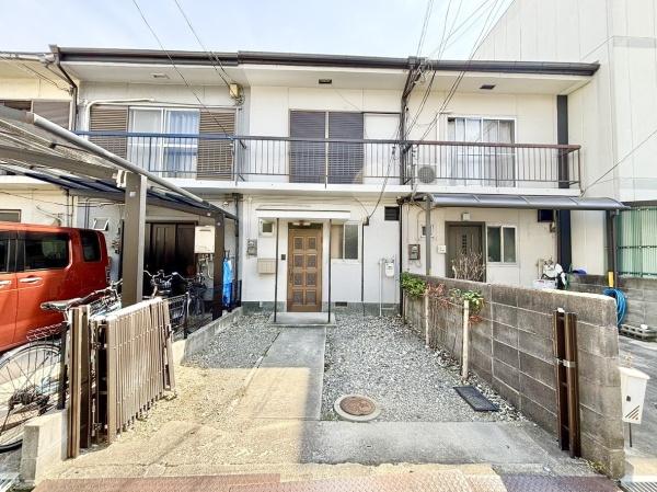 高槻市名神町のテラスハウス