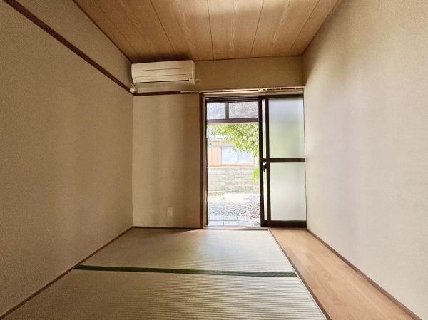 高槻市名神町のテラスハウス