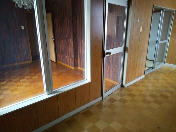 高槻市大手町のマンション(リビング)