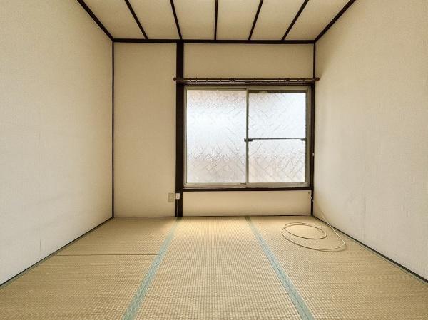 高槻市津之江町２丁目のテラスハウス