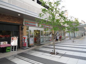高槻市八丁西町のマンション(セブンイレブンミューズ高槻店)