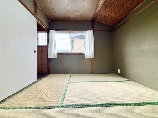 高槻市安岡寺町４丁目の貸家
