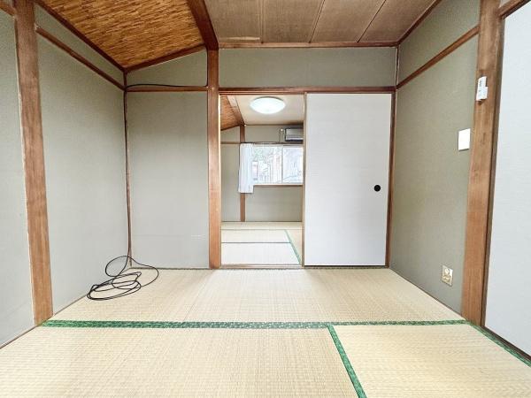 高槻市安岡寺町４丁目の貸家