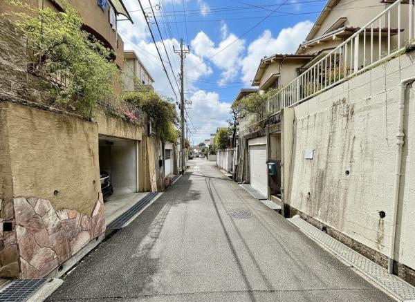 高槻市安岡寺町２丁目の貸家