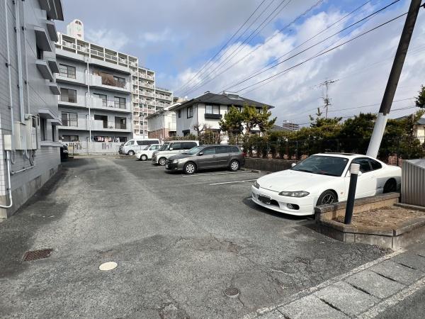 熊本市南区出仲間１丁目のマンション