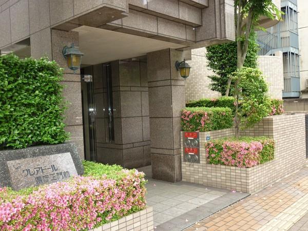 クレアドール県庁正門前