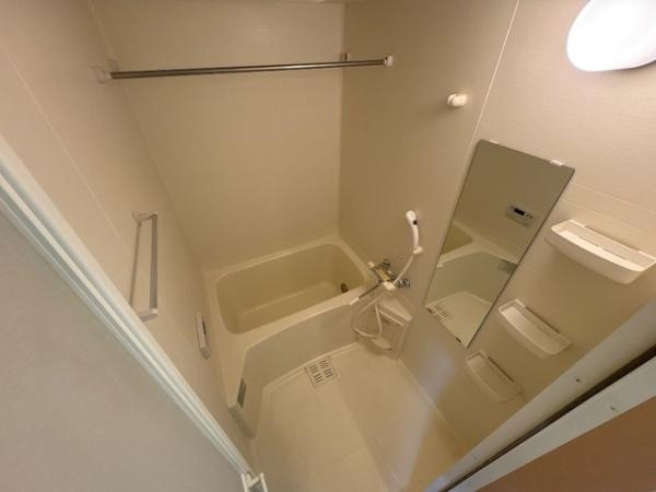 LaVieenrosehill402