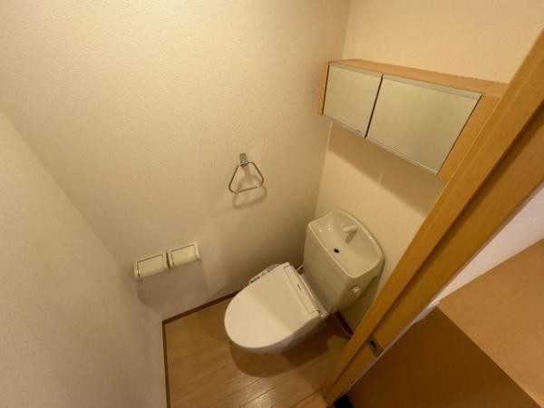 LaVieenrosehill402