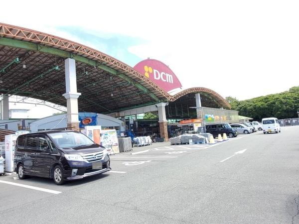 石原貸家(DCM東町店)