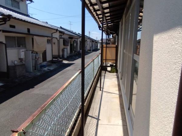 石原貸家