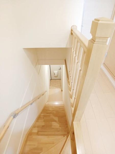 ラベンダーハイツ(玄関)