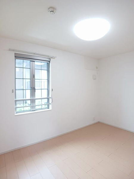 ラベンダーハイツ(洋室)