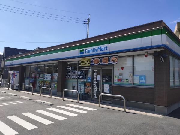 クレアドール県庁正門前(ファミリーマート熊本水前寺公園店)